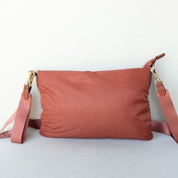 A New Day Puffer Coral Rose Messenger Crossbody Bag Purse - Picture 4 of 10